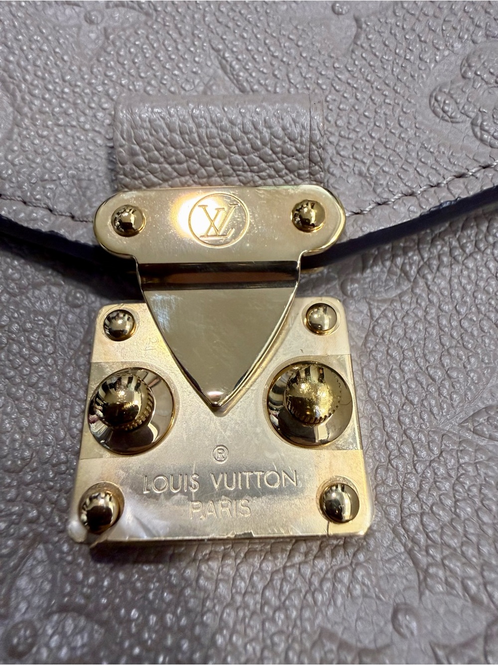 Louis Vuitton Taupe/Gray Monogram Pochette Metis Crossbody with Gold Hardware - Picture 5 of 8